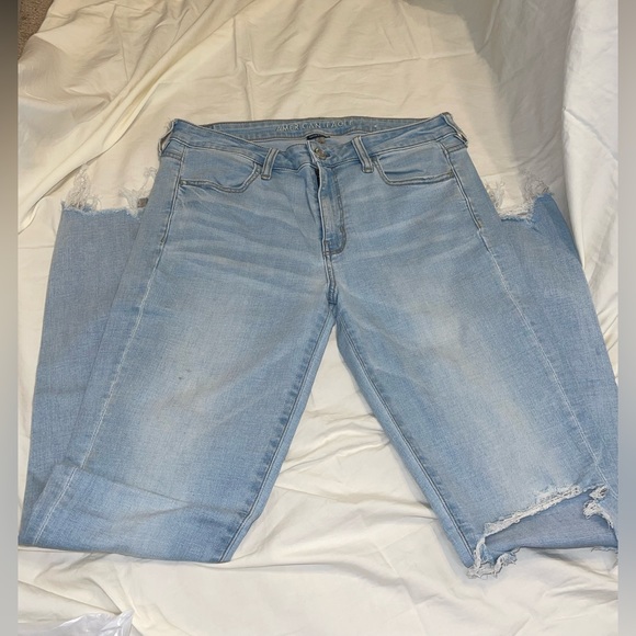 Light Wash American Eagle Jeans - Picture 2 of 5